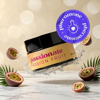PASSIONATE-MASSAGEKERZE MIT PHEROMONEN UND PASSIONSFRUCHT-DUFT 20 ML CRUSHIOUS