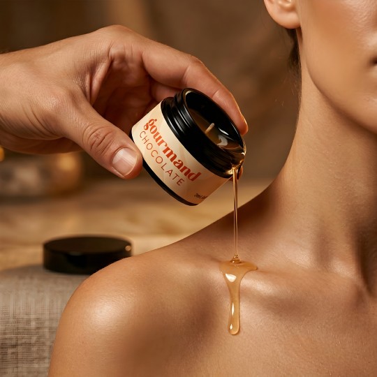 CRUSHIOUS GOURMAND MASSAGE CANDLE WITH PHEROMONES AND CHOCOLATE SCENT 20ML